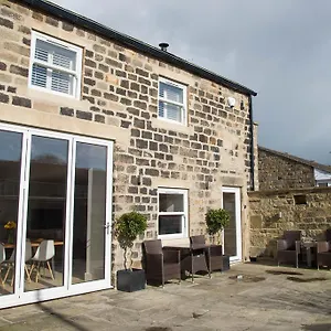 Hillcroft Barn 4* Otley (West Yorkshire)