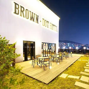Brown Dot Station *** Busan
