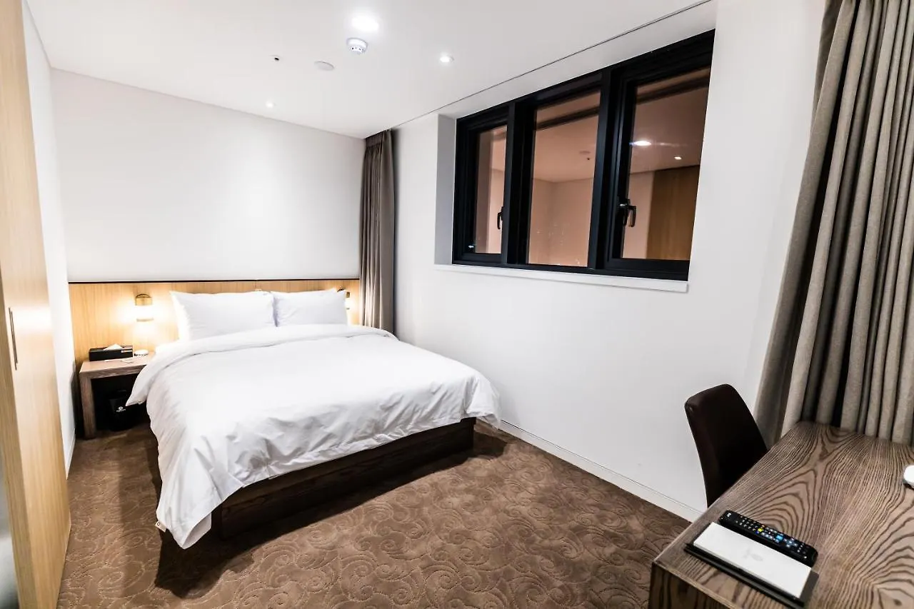 Ashton Hotel Ulsan